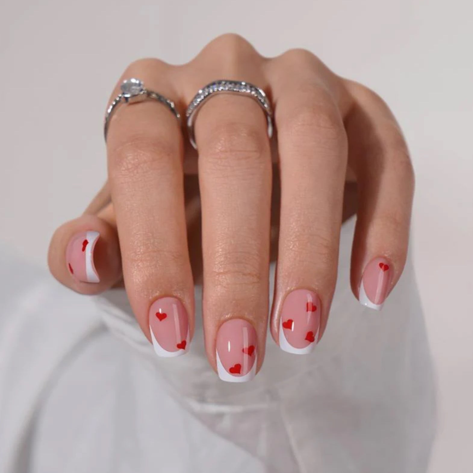 Valentine’s Day Press-on Nails